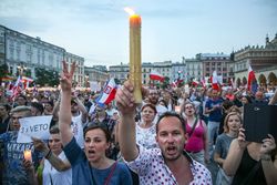 Inquiétante crise constitutionnelle en Pologne 